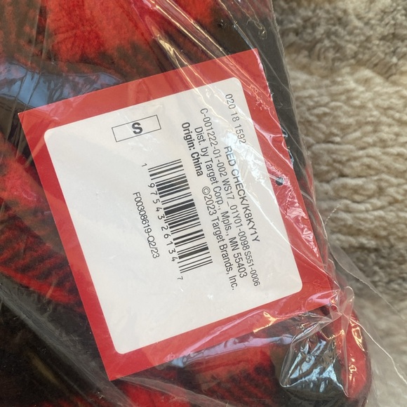 Wondershop Adult  Red/Black Buffalo Check Plaid Fleece Robe small - Picture 7 of 7